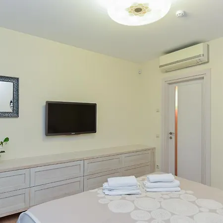 Birute Le Grande 3 Bedrooms Паланга