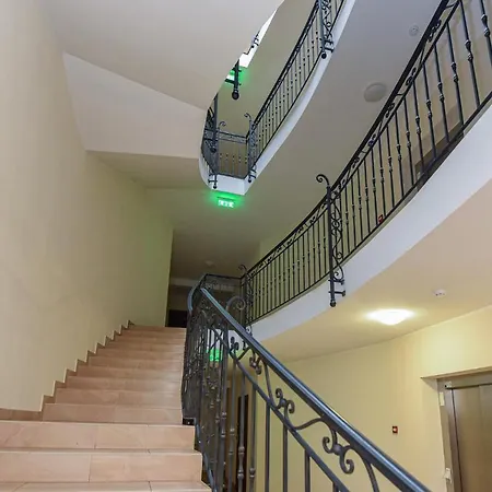 Birute Le Grande 3 Bedrooms * Паланга