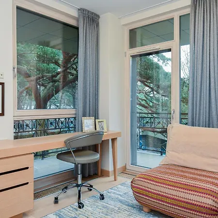 Birute Le Grande 3 Bedrooms