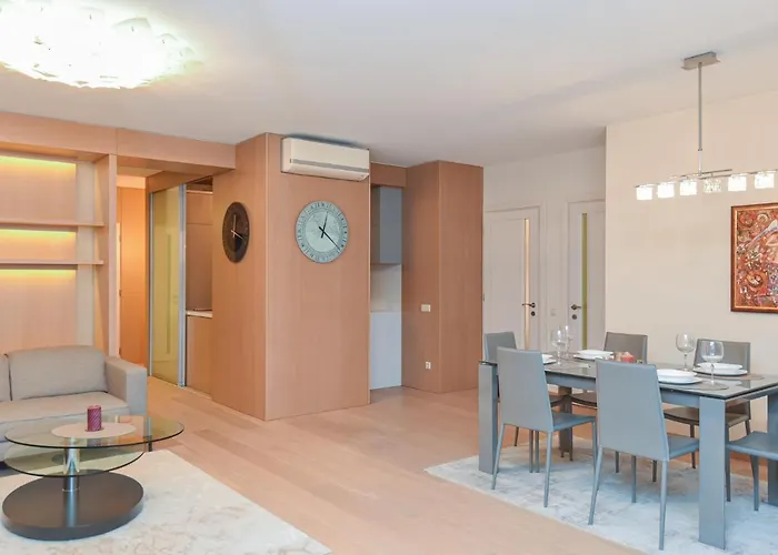 דירה Birute Le Grande 3 Bedrooms פלאנגה