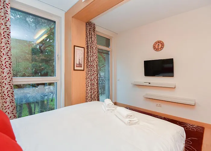 Birute Le Grande 3 Bedrooms דירה פלאנגה