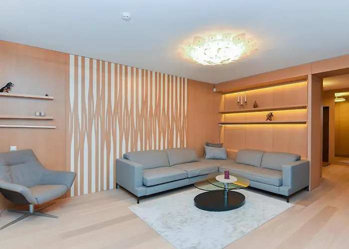 דירה Birute Le Grande 3 Bedrooms פלאנגה