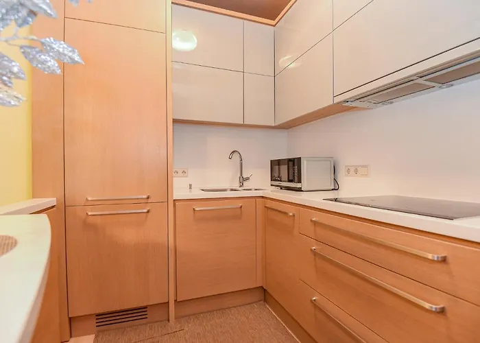 Birute Le Grande 3 Bedrooms דירה פלאנגה